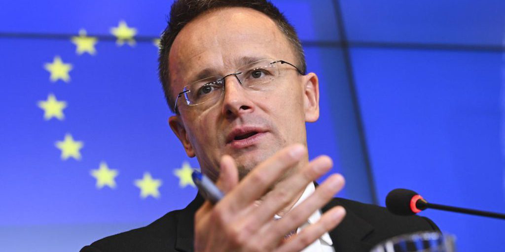 "Россия нас никогда не подводила": Сийярто не видит причин отказываться от энергоносителей РФ