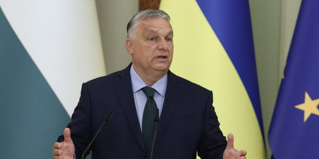 Orban afferma che la guerra in Ucraina indebolisce l'Ungheria e chiama alla pace
