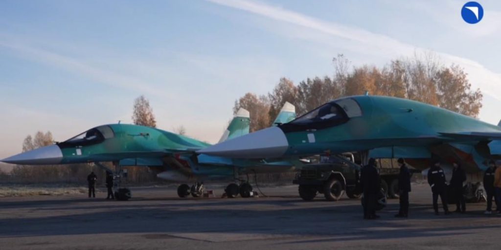 Российской армии передали еще одну партию истребителей-бомбардировщиков Су-34
