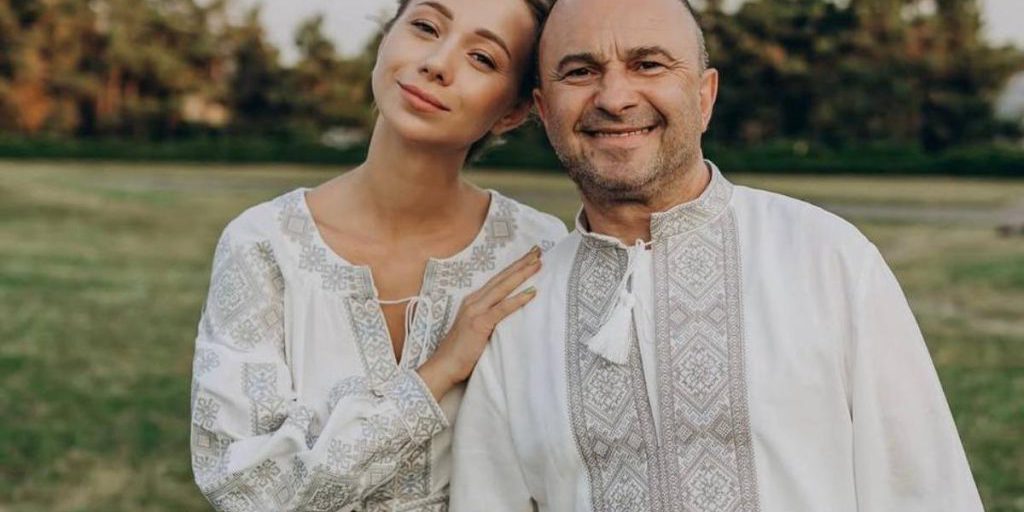 31-летняя жена Павлика рассказала о неудачной пластической операции: "Уговаривала нравиться себе"