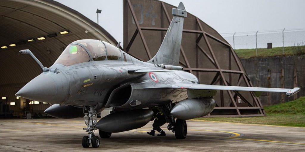 Выдающаяся веха, но есть нюанс: названо количество построенных самолетов Rafale