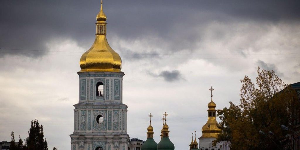 Previsioni Meteo Autunnali per Kiev: Come Prepararsi per il Freddo e l'Umidità