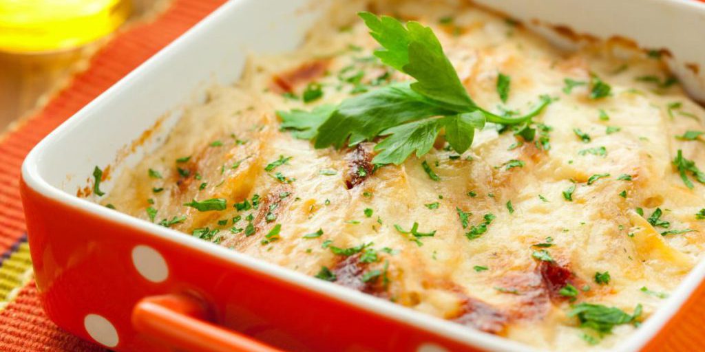 Та самая овощная запеканка с картошкой из детства: ее любят взрослые и дети