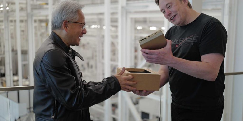 Il Capo di NVIDIA Fa Regalo a Elon Musk del Supercomputer Più Piccolo del Mondo