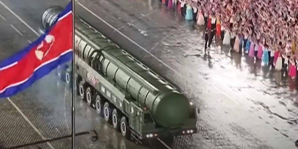 La Corea del Nord Sviluppa una Nuova Arma Nucleare Strategica con Possibili Implicazioni Globali