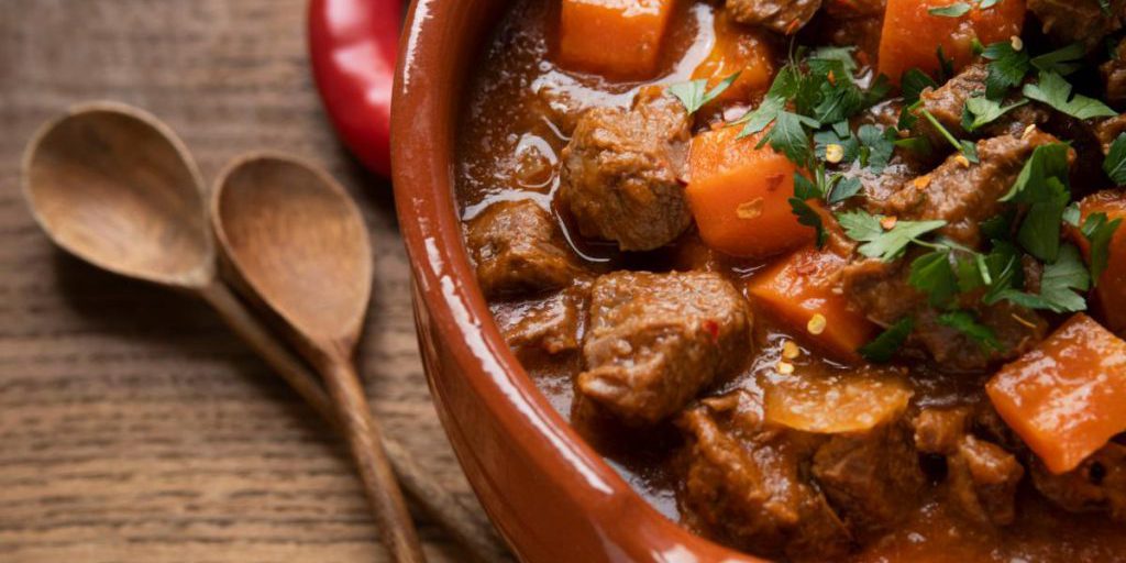 Говядина будет таять во рту: шефы раскрыли секрет идеального мяса из мультиварки