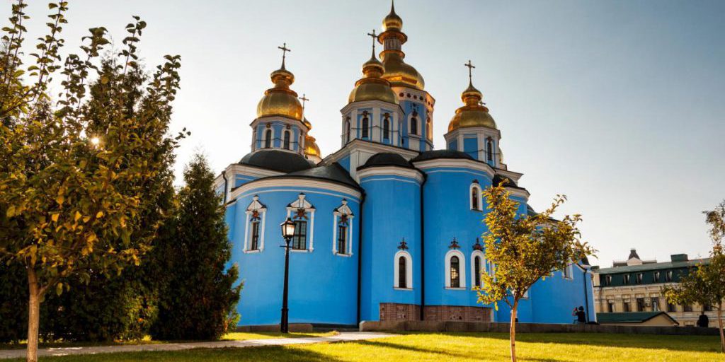 16 октября: церковный праздник сегодня, почему в этот день нельзя сидеть дома