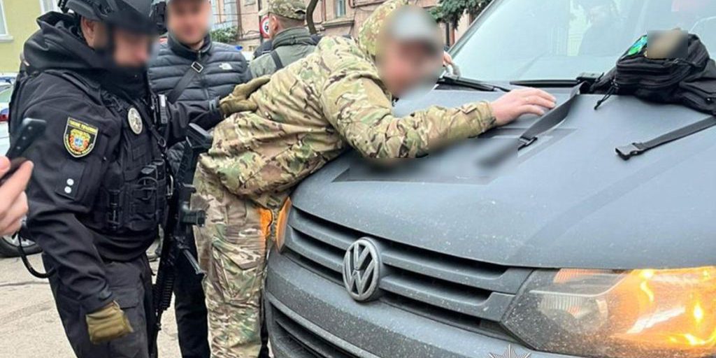 В Тернополе прошли массовые задержания военных