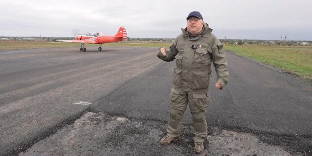 Российская пропаганда случайно "спалила" аэродром с антидроновыми Як-52