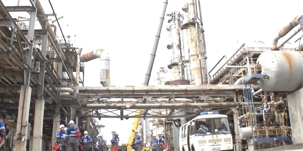 Attacco ucraino alla fabbrica di gas russa: Gazprom sospende l'attività a causa di droni