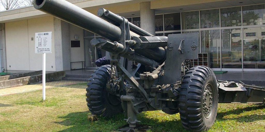 На фронте у украинских артиллеристов заметили раритетную гаубицу 1944 года