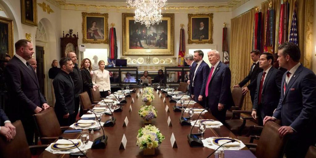 Трамп на встрече с Зеленским сетовал, что не получил Нобелевскую премию мира, - WP