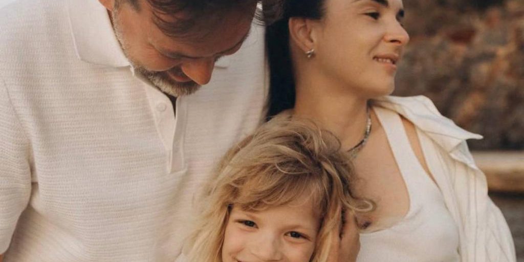 "Первый юбилей": супруги Мирошниченко поздравили приемную дочь с 10-летием