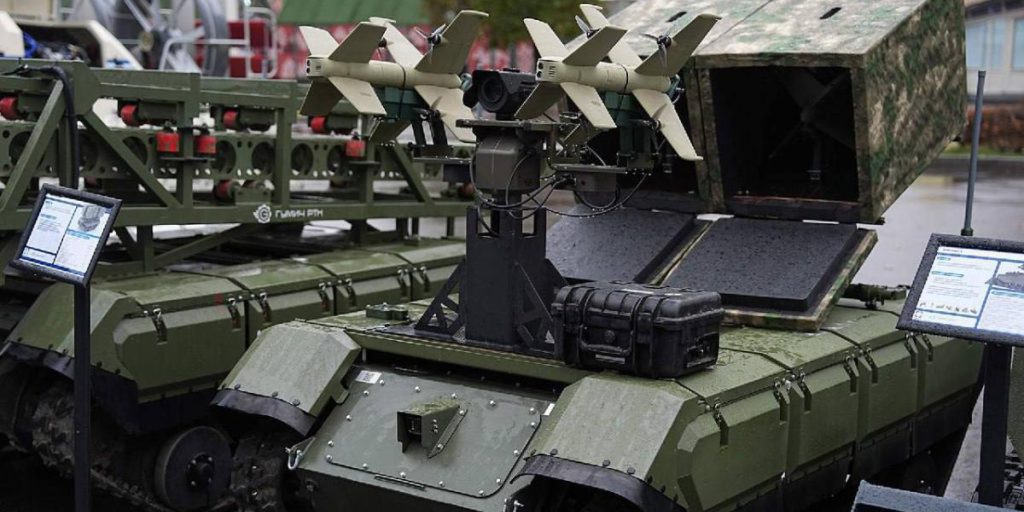 La Russia Sviluppa Nuovo Sistema di Difesa Aerea Contro Minacce Drone: Caratteristiche e Implicazioni Strategiche

Introduzione
La Federazione Russa ha presentato un nuovo complesso robotizzato di difesa aerea (PVO) destinato a contrastare minacce aeree di tipo drone, rappresentando un significativo passo avanti nella sua capacità di difesa contro questo tipo di pericoli.

Caratteristiche e Obiettivi
Il principale obiettivo di questo sistema sono i grandi droni, come ad esempio il "Baba Yaga", e i veicoli aerei senza pilota (BPLA) utilizzati per la ricognizione, evidenziando la necessità di una difesa efficace contro queste nuove minacce.

Approfondimento
La presentazione di questo nuovo complesso robotizzato rappresenta un passo significativo nell'evoluzione delle capacità di difesa aerea della Federazione Russa, in particolare nella lotta contro le minacce rappresentate dai droni, che stanno diventando sempre più sofisticati e pericolosi.

Possibili Conseguenze
La capacità di contrastare efficacemente i grandi droni e i BPLA potrebbe avere un impatto significativo sulle operazioni militari, migliorando la sicurezza e la protezione delle forze armate e delle aree strategiche, e riducendo il rischio di attacchi a sorpresa.

Opinione
Gli esperti militari e di difesa sono stati invitati a valutare le potenzialità di questo nuovo sistema, considerandone le caratteristiche e le prestazioni in relazione alle minacce attuali e future, e a fornire una valutazione obiettiva delle sue capacità e limiti.

Analisi Critica dei Fatti
L'efficacia del nuovo complesso robotizzato dipenderà da vari fattori, tra cui la sua capacità di rilevamento e intercettazione dei droni, la precisione del sistema di guida e la resistenza alle contromisure elettroniche, che saranno cruciali per determinare la sua effettiva utilità in combattimento.

Relazioni con altri Fatti
La presentazione di questo sistema si inserisce nel più ampio contesto della corsa agli armamenti e dello sviluppo di tecnologie militari avanzate, con particolare attenzione alla guerra elettronica e alla difesa contro le minacce aeree non tradizionali, che stanno diventando sempre più importanti nella strategia militare moderna.

Contesto Storico
La storia della difesa aerea è caratterizzata da un'evoluzione costante, con lo sviluppo di sistemi sempre più sofisticati per contrastare le minacce aeree, e il nuovo complesso robotizzato rappresenta un ulteriore passo in questa direzione, riflettendo la necessità di adattarsi alle nuove tecnologie e alle nuove minacce.

Fonti
La fonte di questo articolo è Sito Fonte RSS. Per ulteriori informazioni, si consiglia di visitare il sito ufficiale della fonte.