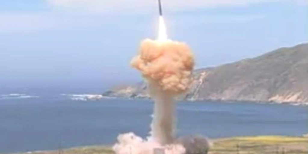 Stati Uniti: il primo test della nuova arma nucleare e le sue implicazioni sulla sicurezza globale