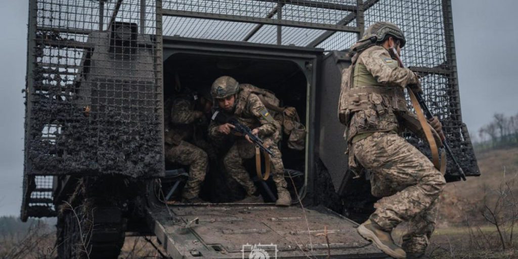 Contratto volontario di sei mesi per stranieri: la strategia di Mamulaishvili per rafforzare le Forze Armate ucraine