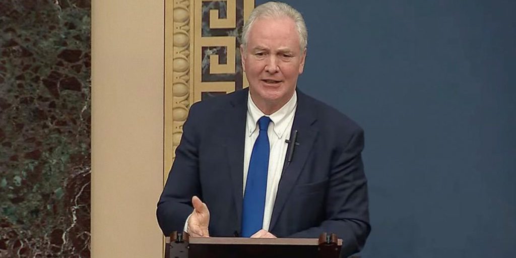 Il piano di pace di Trump suscitato critiche da senatore e osservatori europei