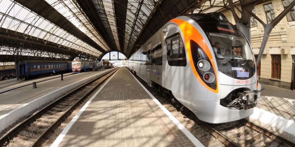 Ukrzaliznytsia avverte di fermate impreviste per motivi di sicurezza: impatto sui passeggeri