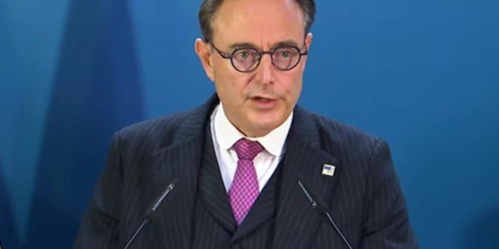 Putin pronto a guidare la Russia in guerra, ma non può perdere, dice il premier belga