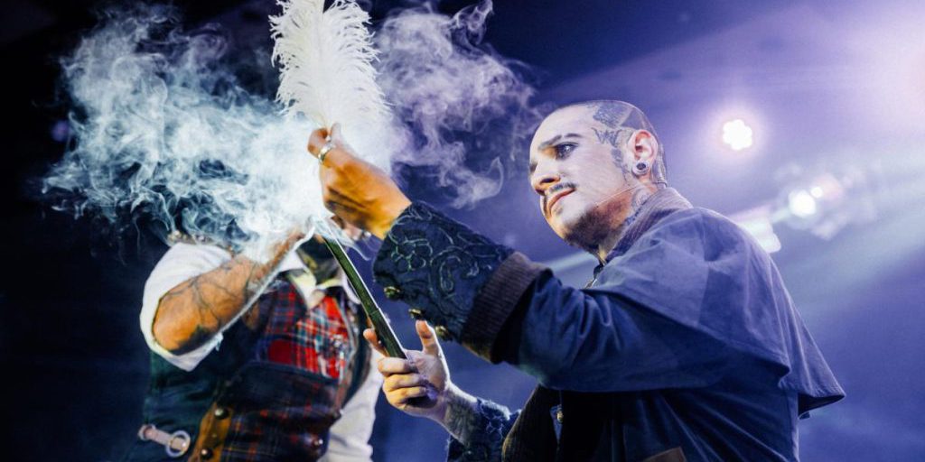 Magic Brothers rinnovano lo spettacolo di magia natalizia al KVC Parkovy