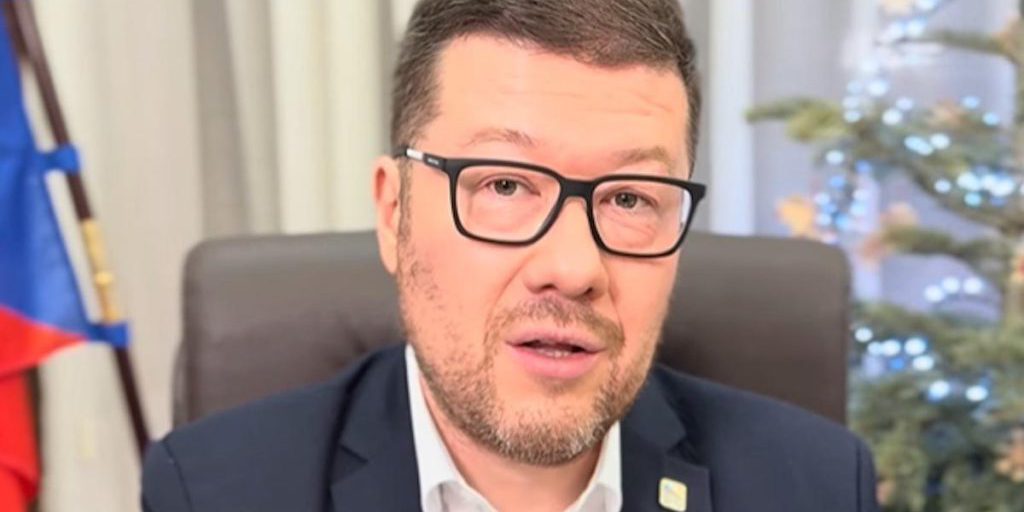 Scandalo a Praga: il parlante del parlamento ceco usa termine offensivo verso Zelensky durante il discorso di Capodanno