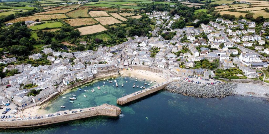 Villaggio di pescatori in Inghilterra riconosciuto come il più affascinante del paese
