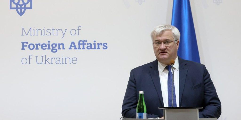 Sibiga sostiene possibilità di accelerare la pace in Ucraina