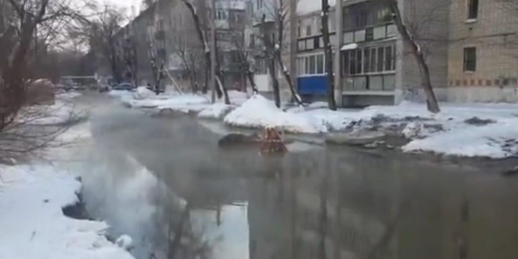 Engels: abitanti denunciano freddo e assenza di acqua calda nelle abitazioni