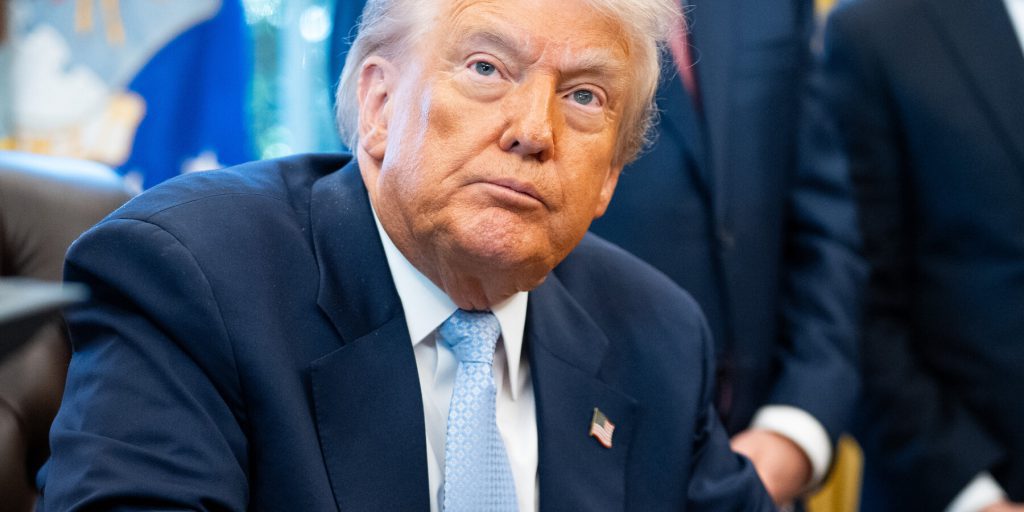 Presidente non esclude l'invio di truppe in Venezuela ma è aperto al dialogo con Maduro