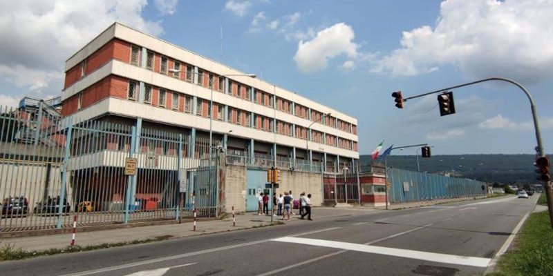 Tensioni nel carcere di Ivrea: una protesta per una tv rotta mette in luce le difficoltà della polizia penitenziaria