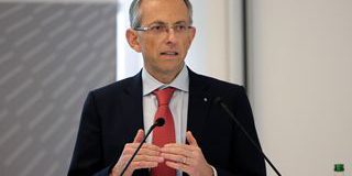 Ferrari: il segreto del suo posizionamento unico nel mercato automobilistico