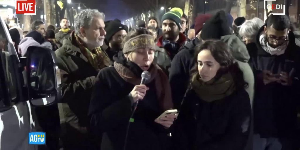 Torino: la Digos sgombra il centro sociale Askatasuna