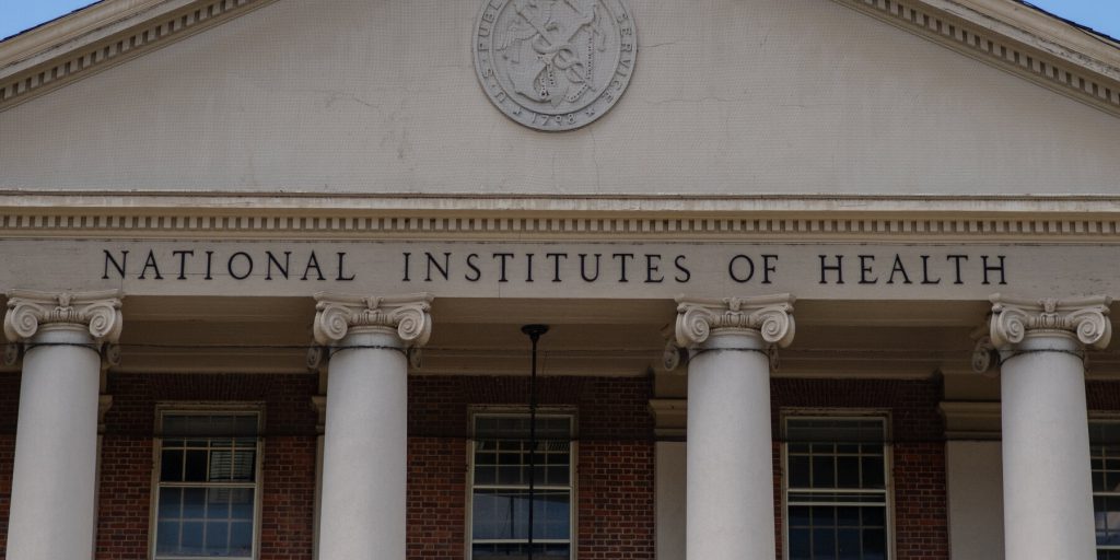 Corte di Appello blocca riduzioni drastiche dei fondi NIH da parte dell'amministrazione Trump