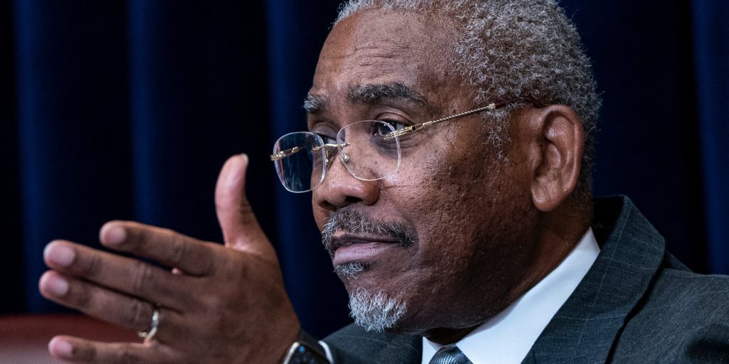 I democratici della Camera chiedono voto per vietare l'uso della forza militare in Venezuela