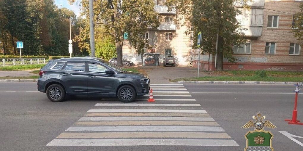 Incidente stradale a Obninsk: una ragazza di 15 anni investita, le autorità indagano sulla causa dell'incidente