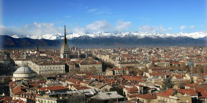 Tempesta autunnale a Torino: la burrasca "Benjamin" porta venti a 100 km/h e richiede precauzioni immediate