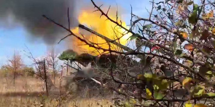 Attacco agli ufficiali britannici a Čuhuïv: valutazione delle conseguenze e impatto sulla situazione politica