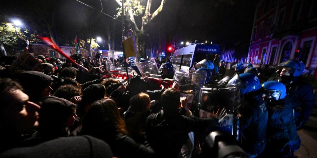 Sgombero di Askatasuna: 10 poliziotti feriti, sindaco afferma patto decaduto