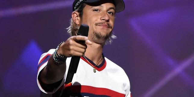 Caso Nekfeu: il rapper francese rilasciato dopo la custodia cautelare per accuse di violenza e aggressione sessuale