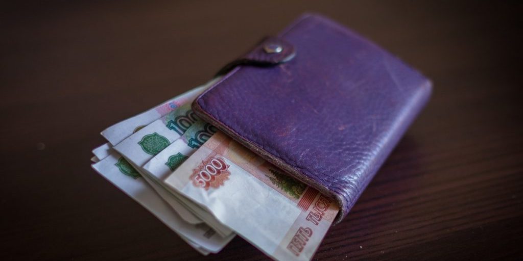 Жителям Карелии разъяснили, что грозит за присвоение найденных денег