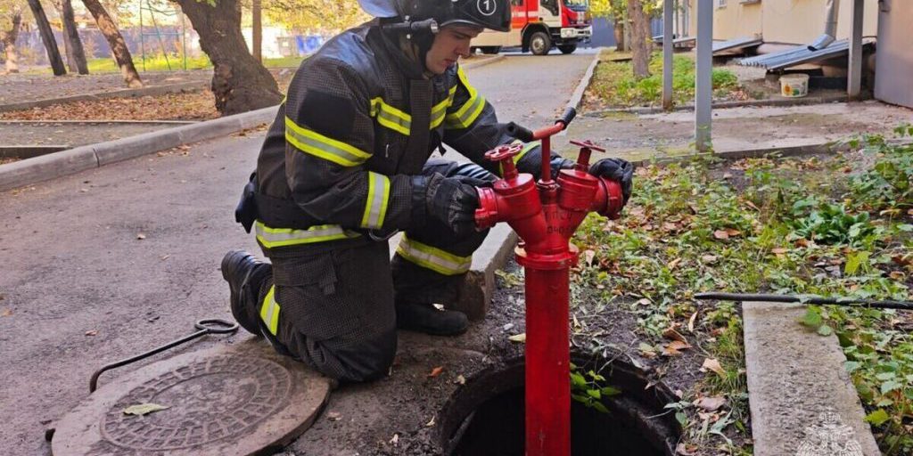Проверка пожарных гидрантов началась в Челябинске