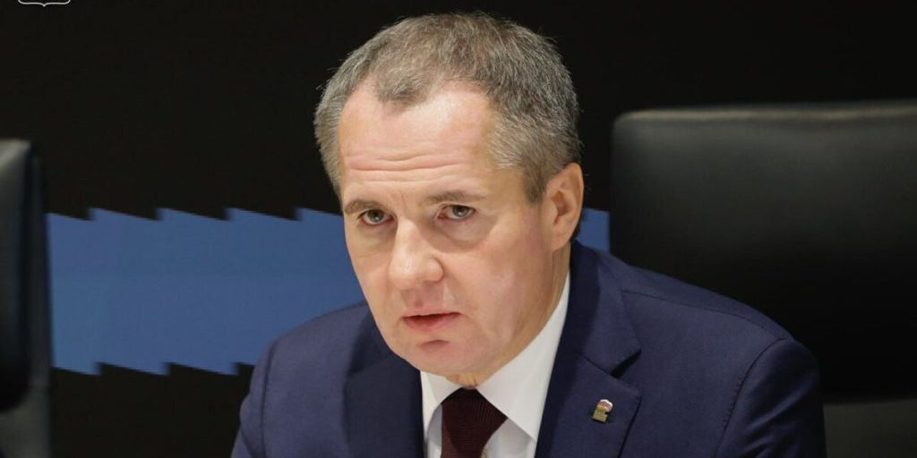 Вячеслав Гладков анонсировал большую прямую линию в соцсетях