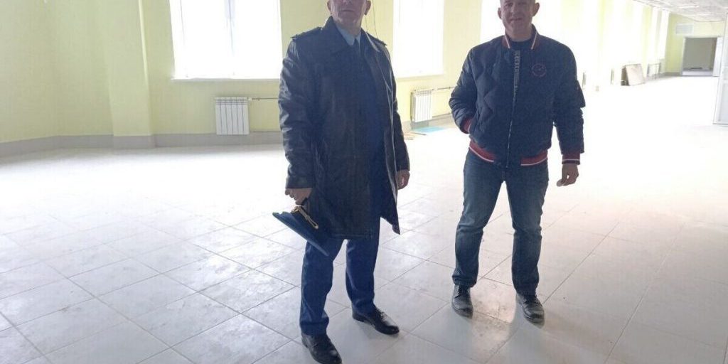 Школа на Московском проспекте пока не может набирать учеников и учителей