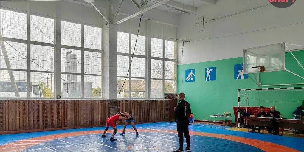 Запорожские борцы Черниговки почтили память Героев СВО