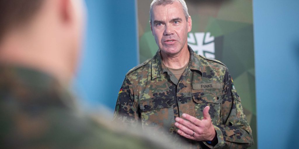 Generale tedesco avverte di possibile attacco russo entro 2‑3 anni, Germania al centro della logistica OTAN