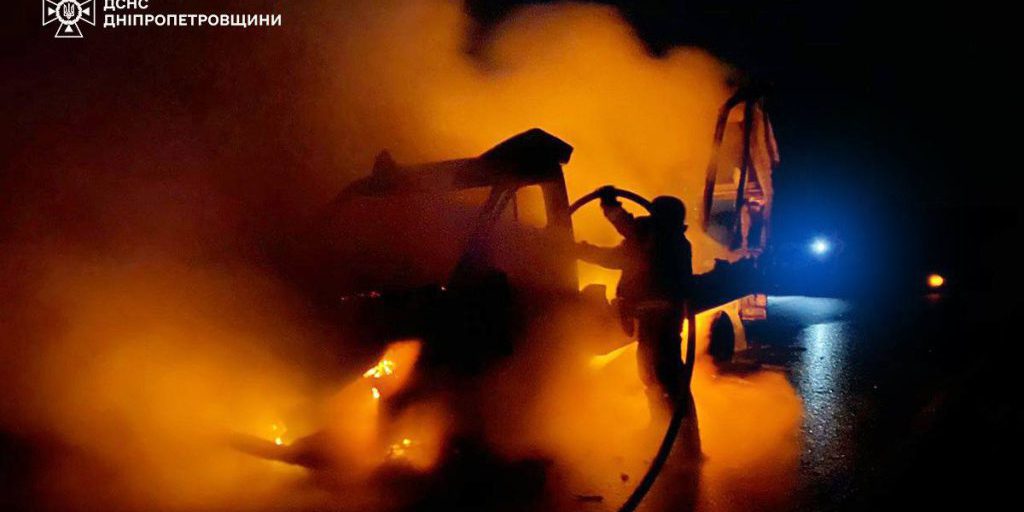 Dnipropetrovsk: attacco russo provoca feriti e incendi di centro artistico e caffè