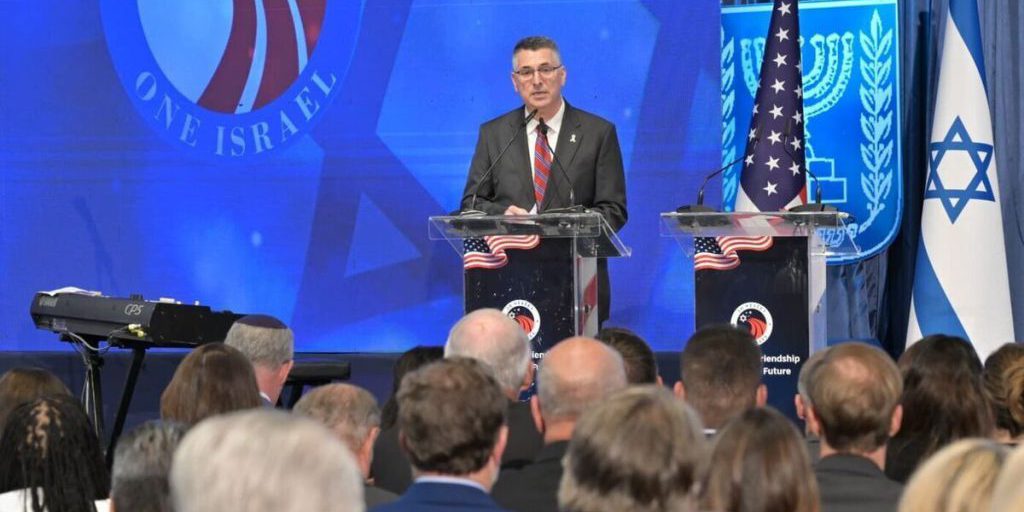 Саар о правительстве Испании: "Санчес и его министры-коммунисты поощряют насилие"