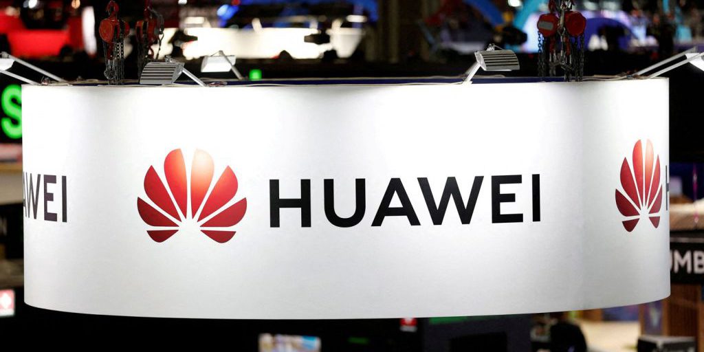 Huawei registra aumento dei ricavi nonostante calo degli utili: cosa significa per il futuro dell'azienda cinese e il settore dell'hi-tech