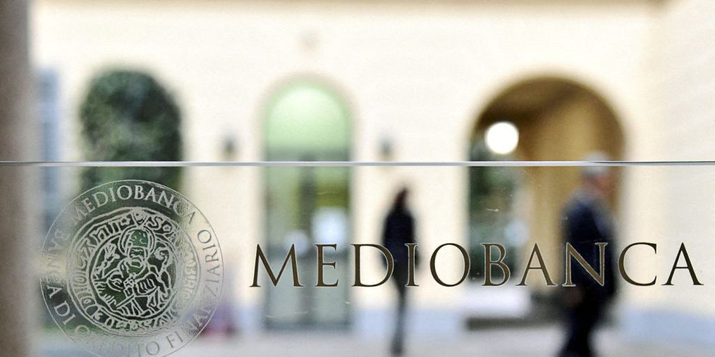 Dimissioni in blocco del consiglio di amministrazione di Mediobanca: cosa significa per la banca e per il mercato finanziario italiano