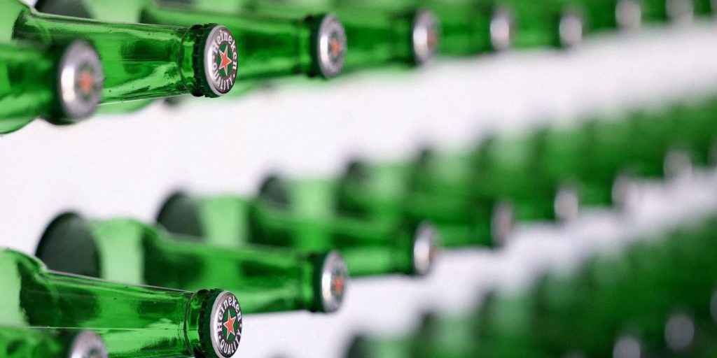 Heineken Investe 3,2 Miliardi di Dollari in America Centrale per Espandere la sua Presenza nel Mercato
